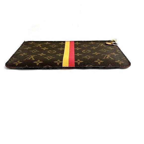Louis Vuitton Monogram Neverfull MM - Picture 3 of 9